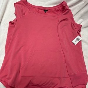 Torrid Brand NEW coral/pink sweatshirt. Size 3X